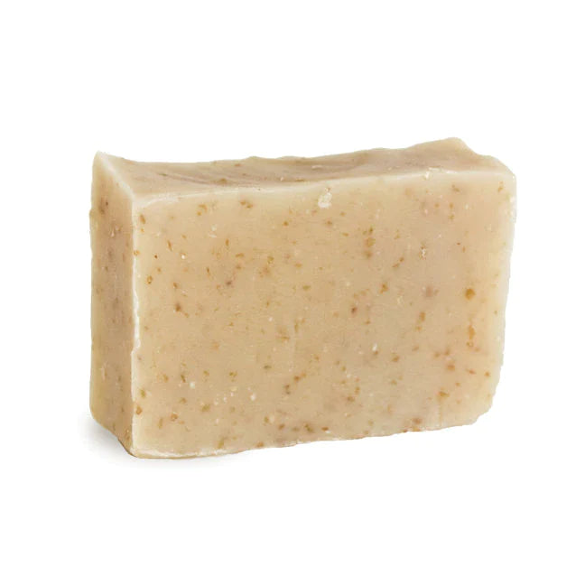 Soap for clear and glowing skin enriched with licorice root and niacinamide