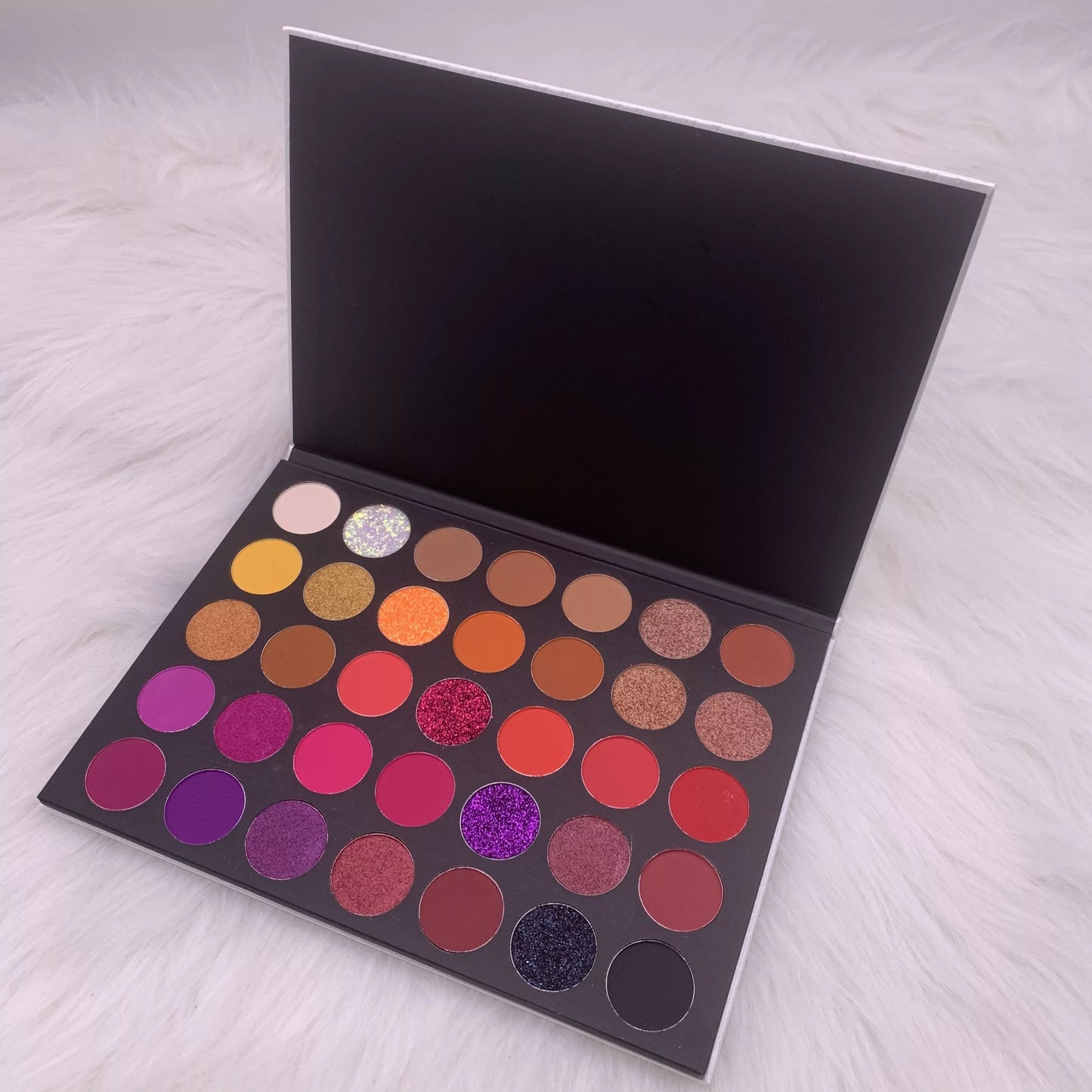 Eyeshadow palette