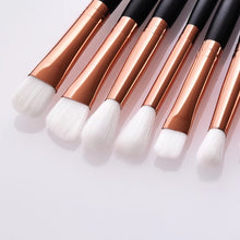 Load image into Gallery viewer, Makeup brushes
