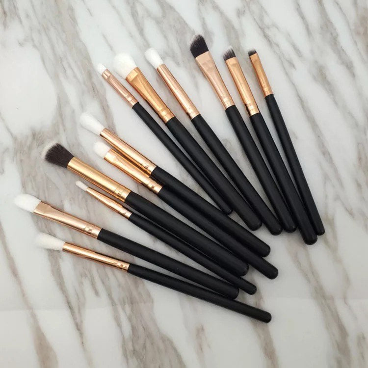 Makeup brushes