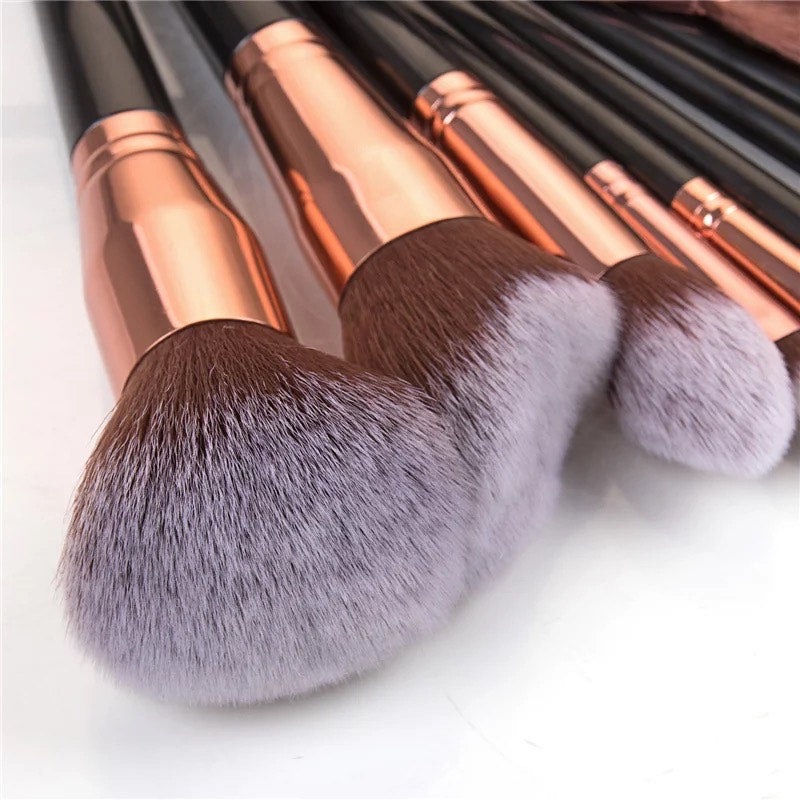 Makeup brushes